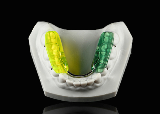 Gelb Berwarna-warni Splint Gigi Hard Acrylic Resin Occlusal Splint Untuk Giling Gigi Malam